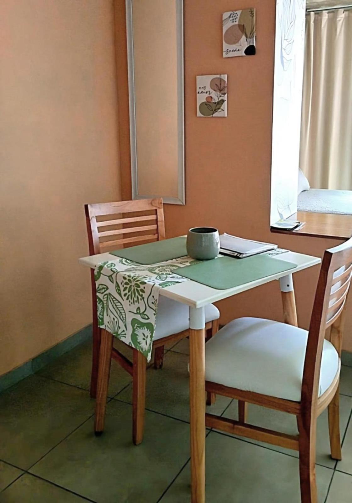 Donde El Alma Sonrie Ahi Es Piscina Jardin Facil Acceso Por Avda 9 De Julio Apartamento *